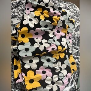 Floral Women's Top - Black, Yellow, White, Pink Forever 21